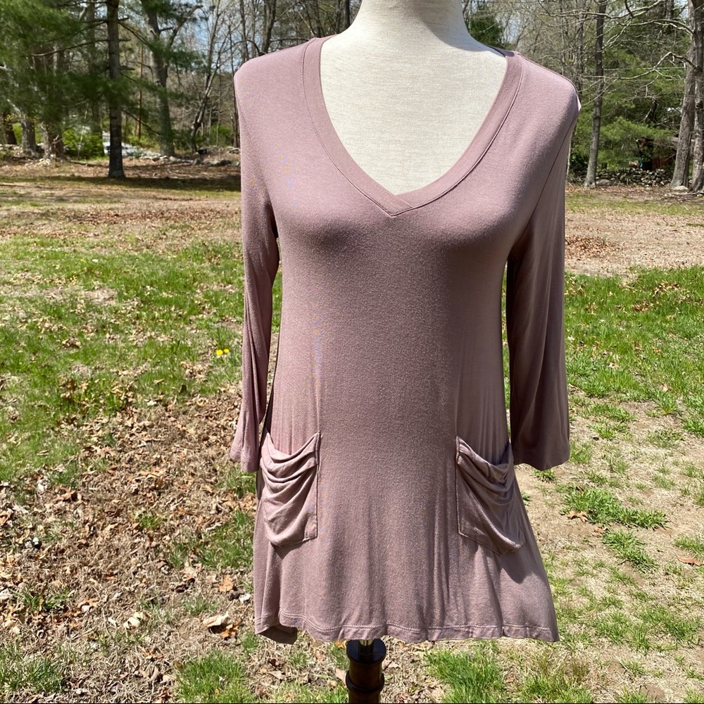 LOGO LORI GOLDSTEIN TOP TUNIC TAUPE TAN V-NECK 3/4 SLEEVE Size XS